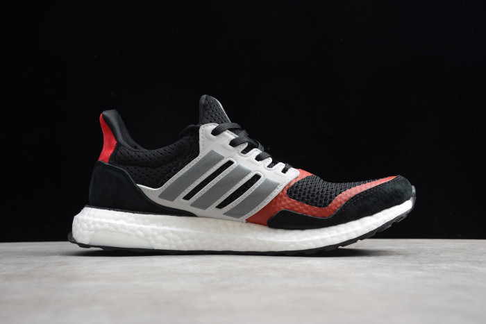 Ultra Boost S&L Black Grey Red EF0724