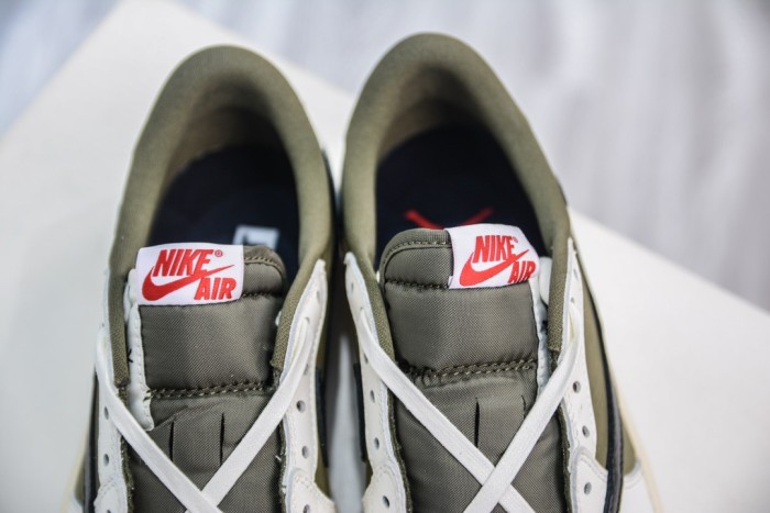 Air Jordan 1 Retro Low OG SP Travis Scott Medium Olive