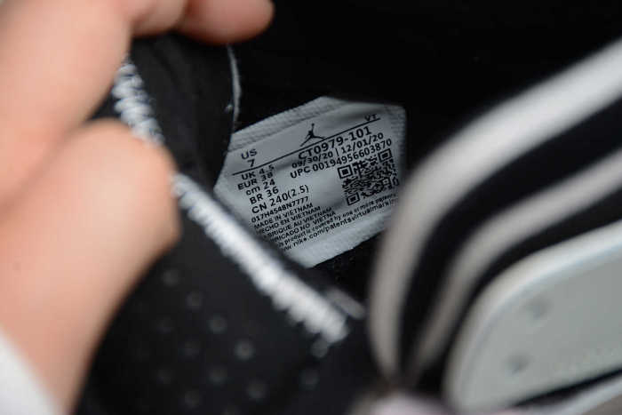 Air Jordan 1 Zoom CMFT Easter Blue Yellow Green White CT0979-101