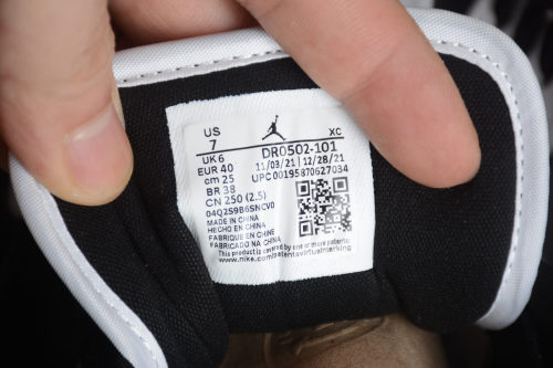 Air Jordan 1 Low SE Homage White Black DR0502-101