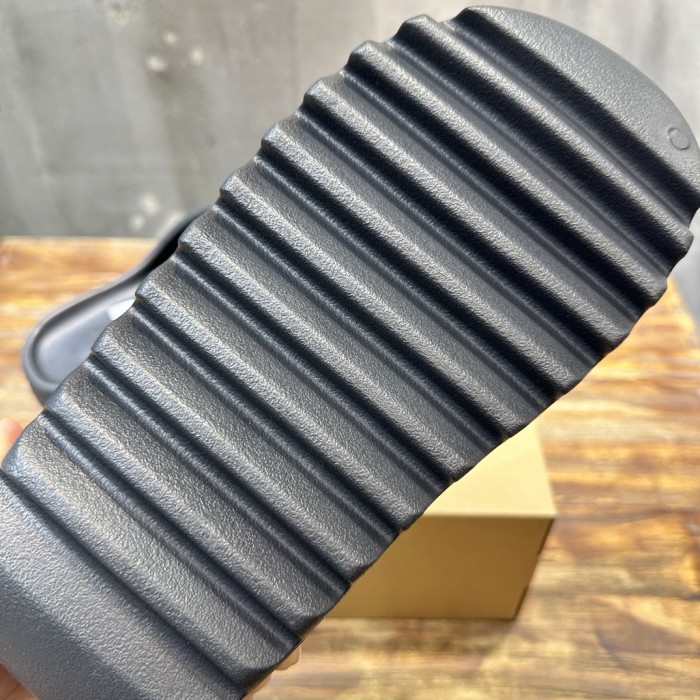 Adidas Yeezy Slide Black FW6345