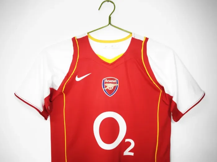Arsenal Home Retro Jersey 2004/05