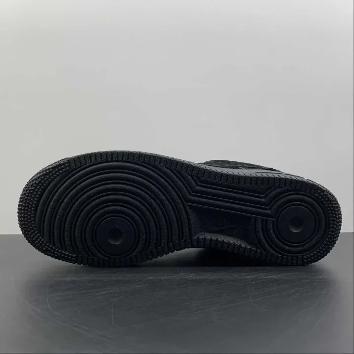 Air Force 1 L-V Low Black MS 0232