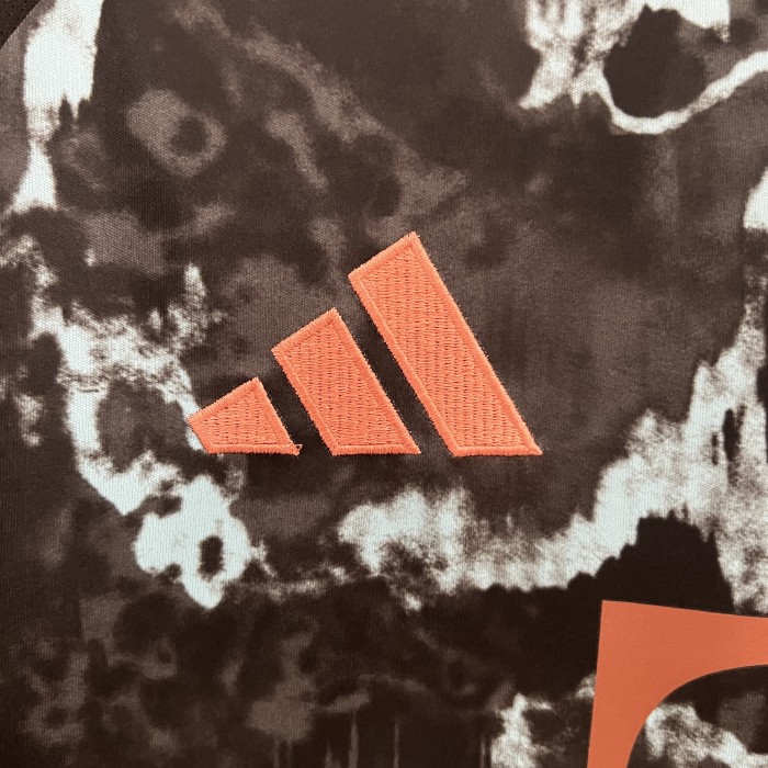 Bayern Munich Away Man Jersey 24/25