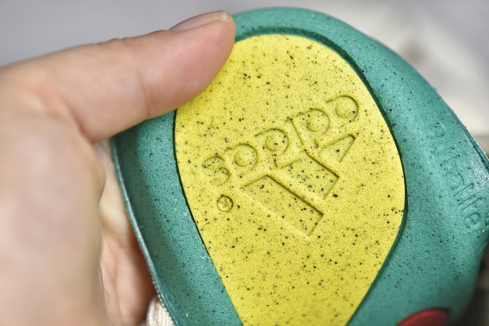 Kanye West x Yeezy 500 White DB2908