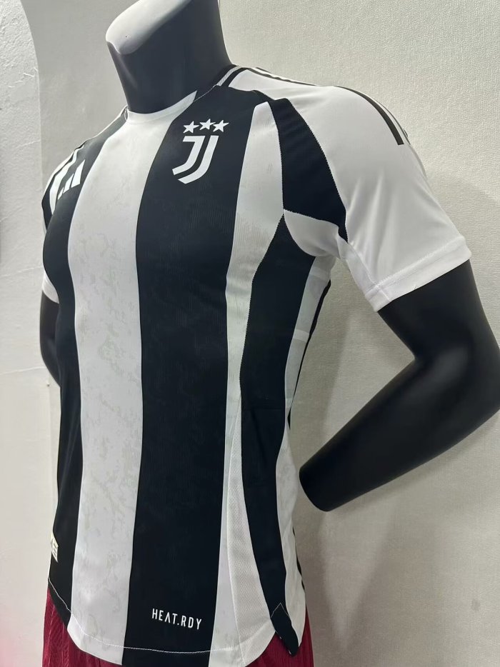Juventus Home Player Jersey 24/25