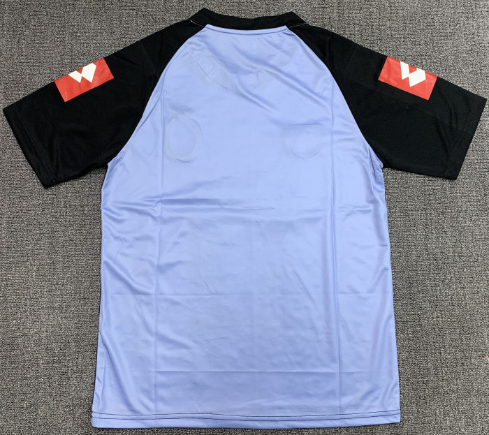 Juventus Retro Blue Goalkeeper Jersey 2002/03