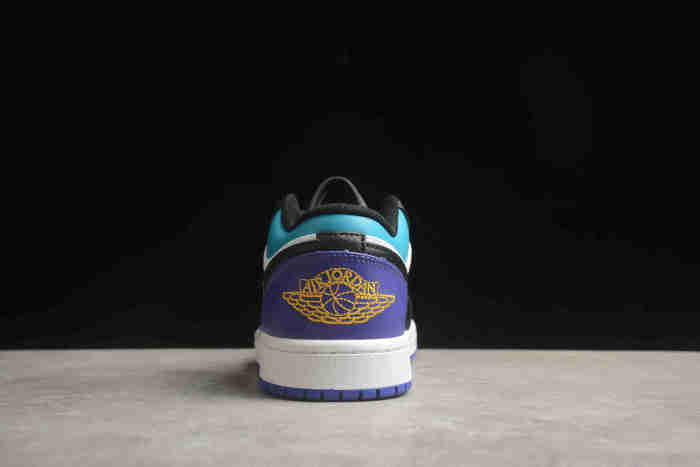 Air Jordan 1 Low White Black Bright Concord 553558-154