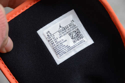 Air Jordan 1 Mid SE `Turf Orange` DD6834-802