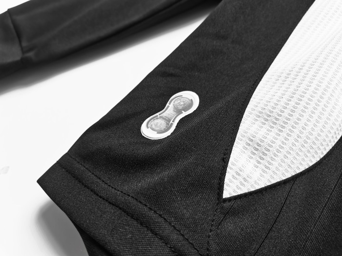 Real Madrid Third Long Sleeve Retro Jersey 2006/07