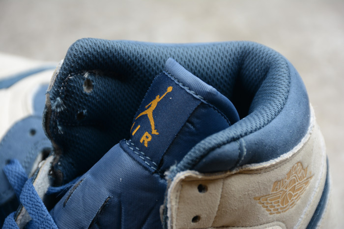 Air Jordan 1 Mid 'Jeter' AH6342-104