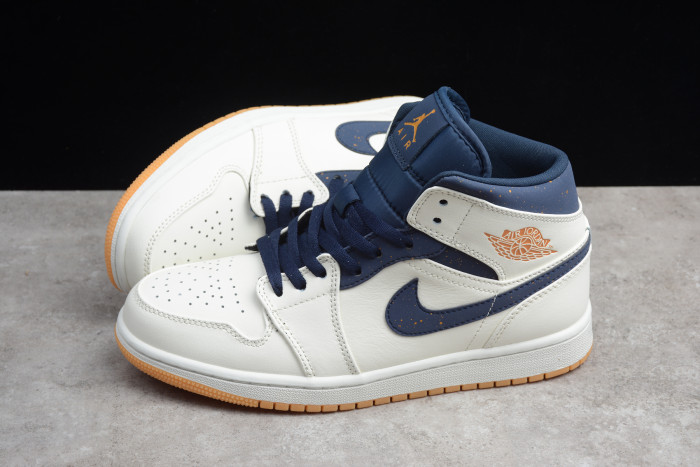 Air Jordan 1 Mid 'Jeter' AH6342-104