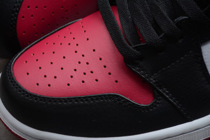 Air Jordan 1 Mid Bred Toe Black/Noble Red 554724-066