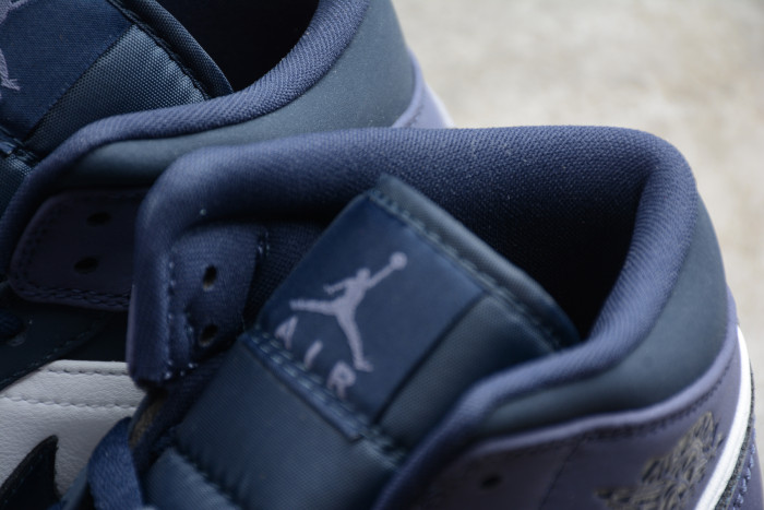 Air Jordan 1 Mid Obsidian Sanded Purple 554724-445