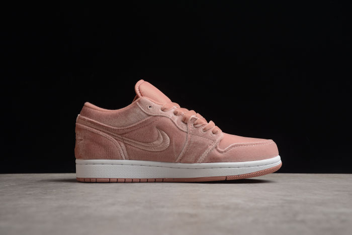 Air Jordan 1 Low SE “Pink Velvet” DQ8396-600