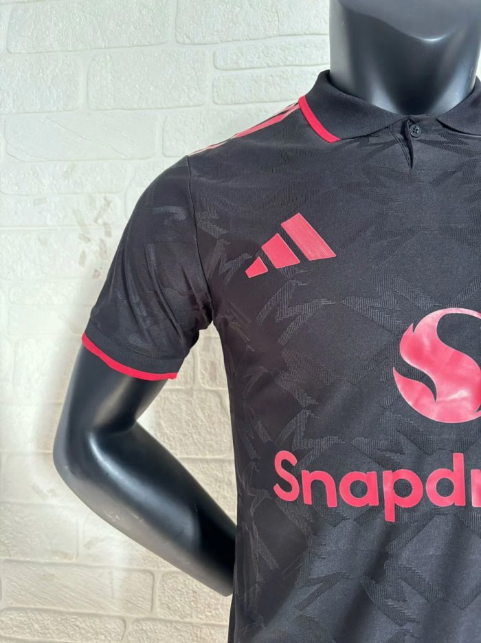 Manchester United Black Player Jersey 25/26