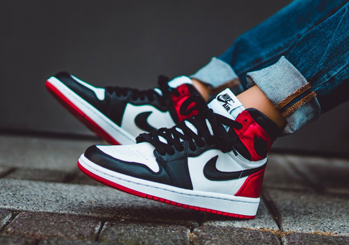 Air Jordan 1 Satin Black Toe”WMNSCD0461-016