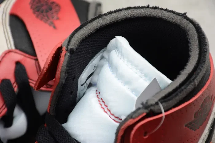 Virgil Abloh Off-White x Air Jordan 1 Retro High OG Chicago AA3834-101