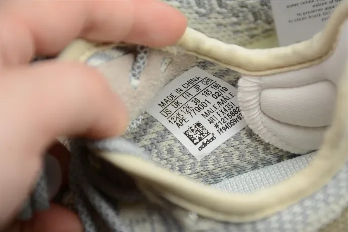 Yeezy Kids Boost 350 V2 FX4351