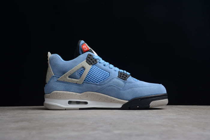 Air Jordan 4 Retro “University Blue” CT8527-400