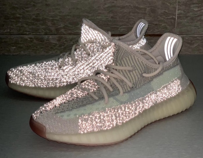 Yeezy Boost 350 V2 ”Citrin“ Reflective FW5318