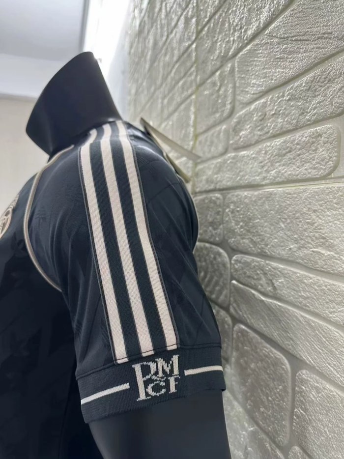 Real Madrid Training Player Jersey 24/25