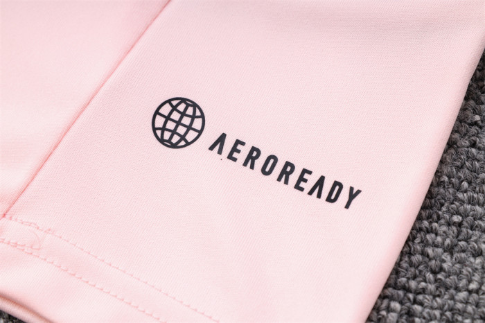 Manchester United Training Jersey 23/24