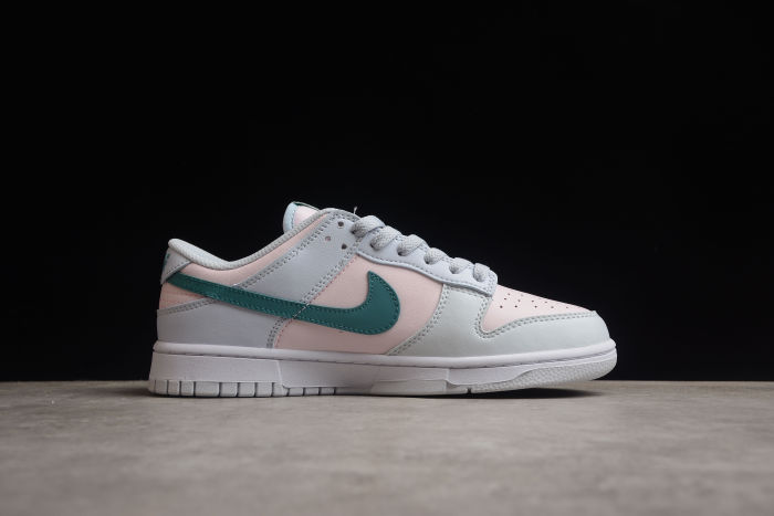 SB Dunk Low GS Mineral Teal - FD1232 002