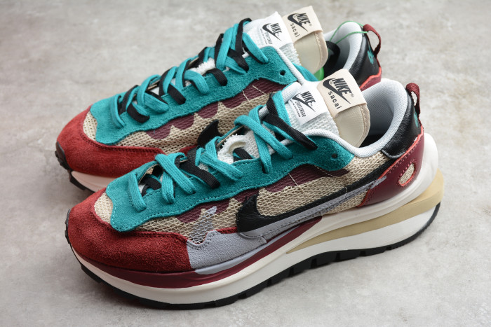 Sacai X Nike Ldwaffle Sacal Wine Red Green White CV1363-101