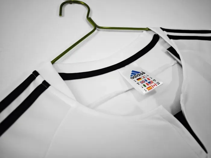 Real Madrid Home Retro Jersey 2003/04