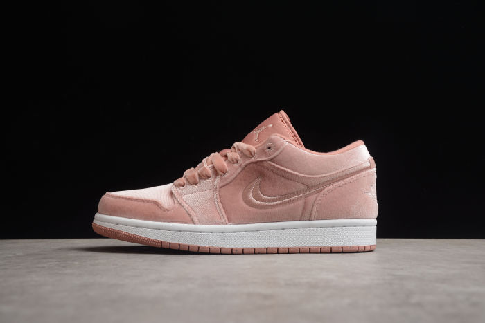 Air Jordan 1 Low SE “Pink Velvet” DQ8396-600