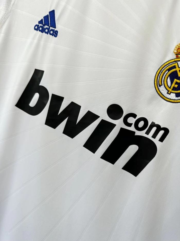 Real Madrid Home Retro Jersey 2010/11
