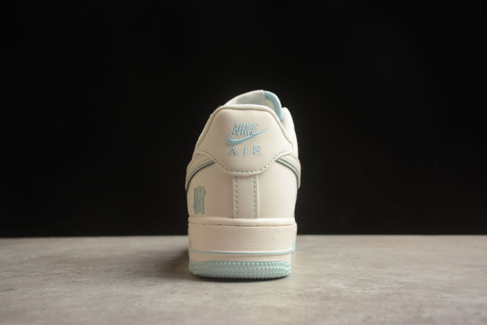 Undefeated x Nike Air Force 1 07 SU19 White Light Blue