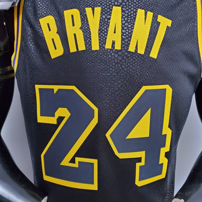 Kobe Bryant Los Angeles Lakers Swingman Jersey Black