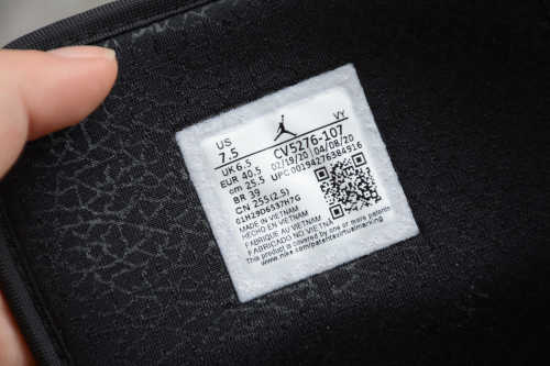 Air Jordan Retro 1 Mid SE Black Laser Orange CV5276-107