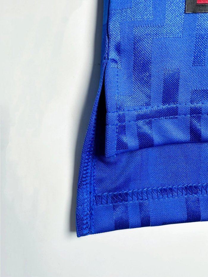 Italy Retro Home Jersey 1995