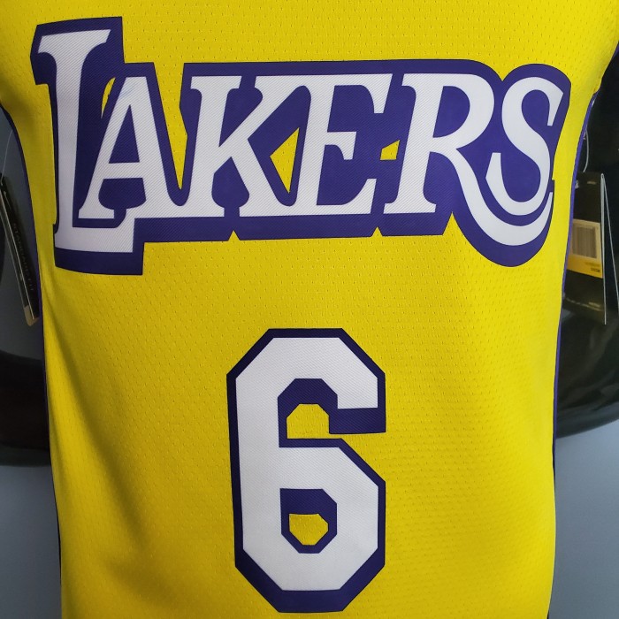 LeBron James Los Angeles Lakers 2020/21 Swingman Jersey Yellow