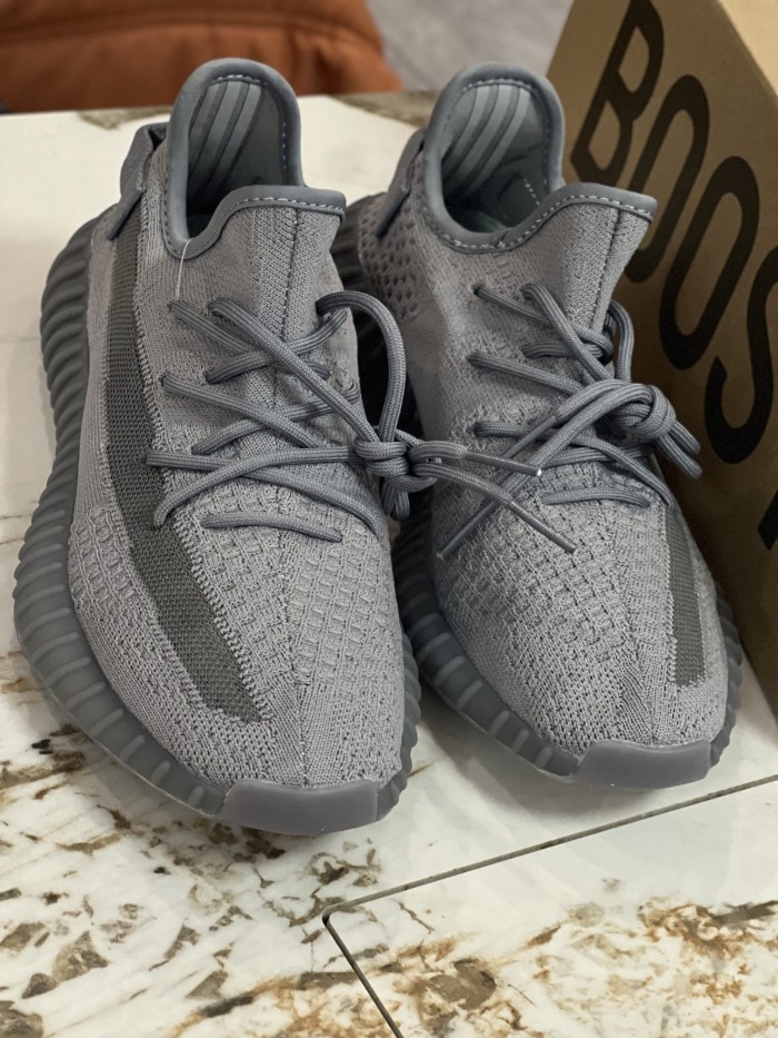 Boost 350 V2  Steel Grey” sneakers IF3219