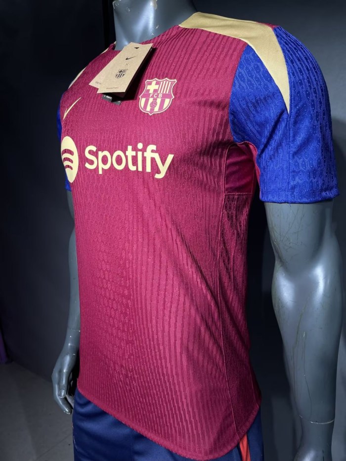 Barcelona Training Player Jersey 24/25