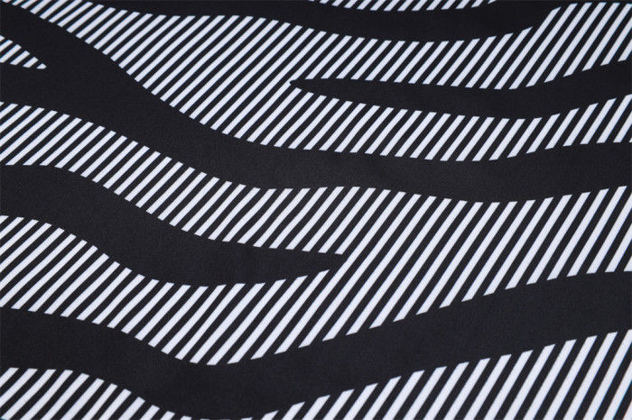 Juventus Training Jersey 23/24