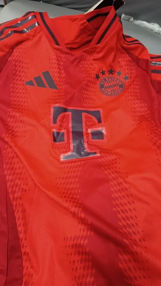 Bayern Munich Home Player Jersey 24/25