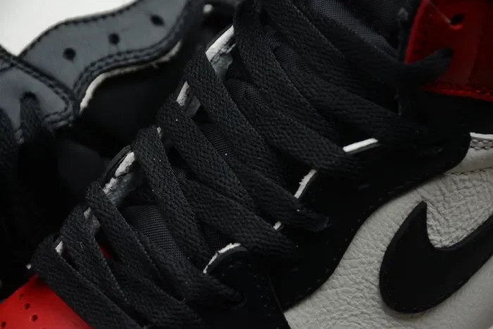 Air Jordan 1 Retro High OG “Bred Toe” 555088-610