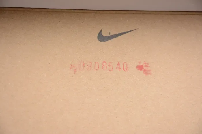 SB x Air Jordan 1 Retro High OG“Court Purple” CD6578-507