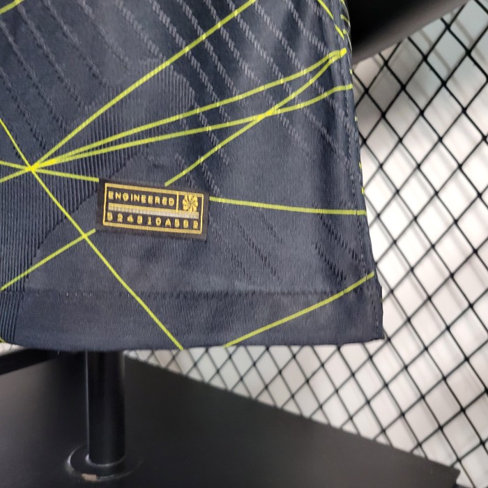 Paris Saint Germain Fourth Player Jersey 22/23