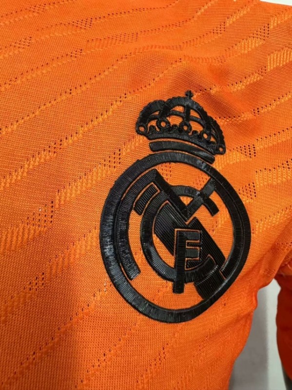 Real Madrid Y-3 Player Jersey 23/24 Goalkeeper