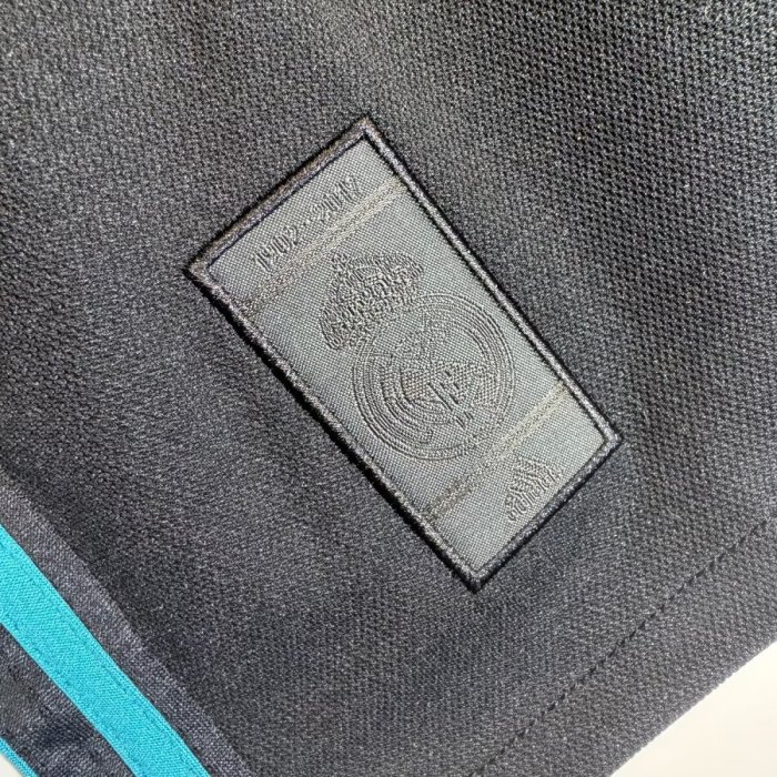 Real Madrid Away Retro Long Sleeves Jersey 2017/18