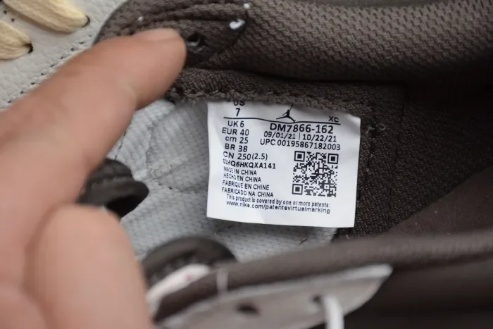 Travis Scott x Air Jordan 1 Reverse Mocha Brown and White DM7866-162