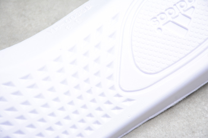 Yeezy Boost 380 'Alien' FV3260