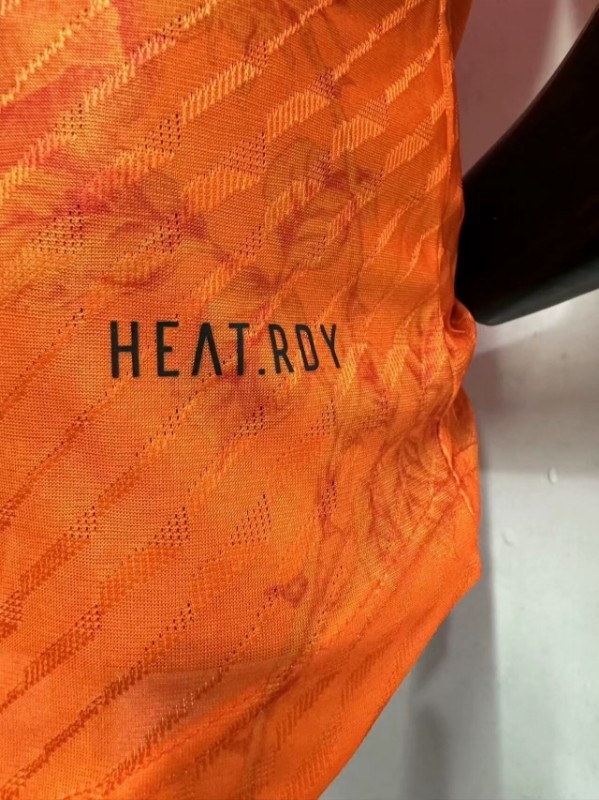 Real Madrid Y-3 Player Jersey 23/24 Goalkeeper