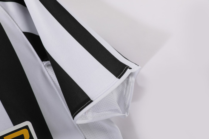 Juventus Home Retro Jersey 2003/04